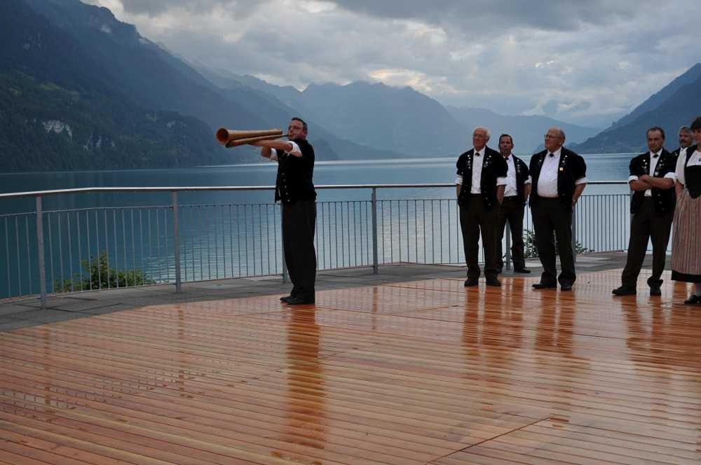 Seehotel Sternen Brienz  Exterior photo